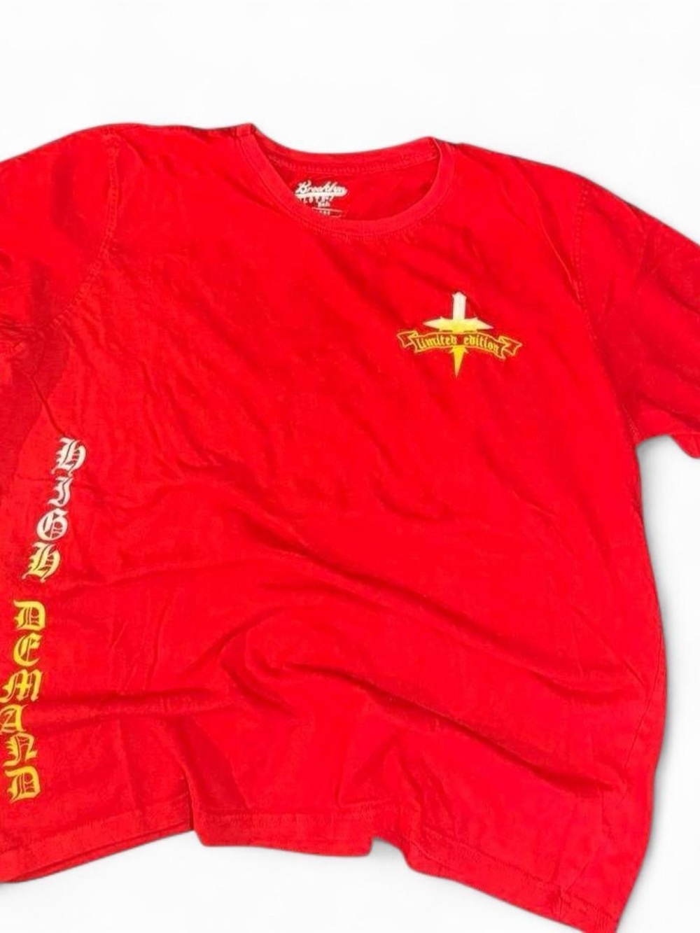 Brooklyn Cloth Red Tee with Yellow Graphic Accents (size xl)